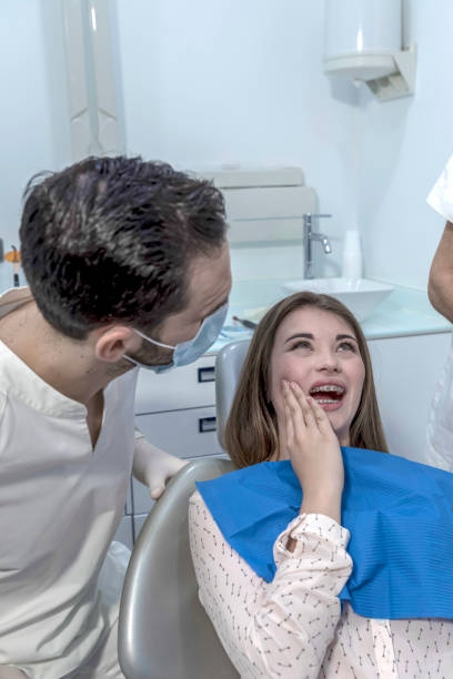 Best Emergency Tooth Extraction in Belvedere, CA